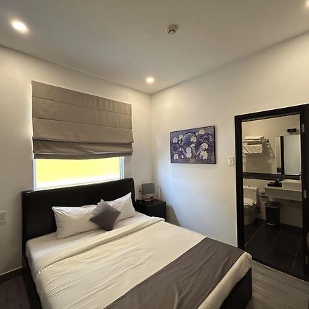 Bros Hotel โฮจิมินห์ซิตี้ ภายนอก รูปภาพ