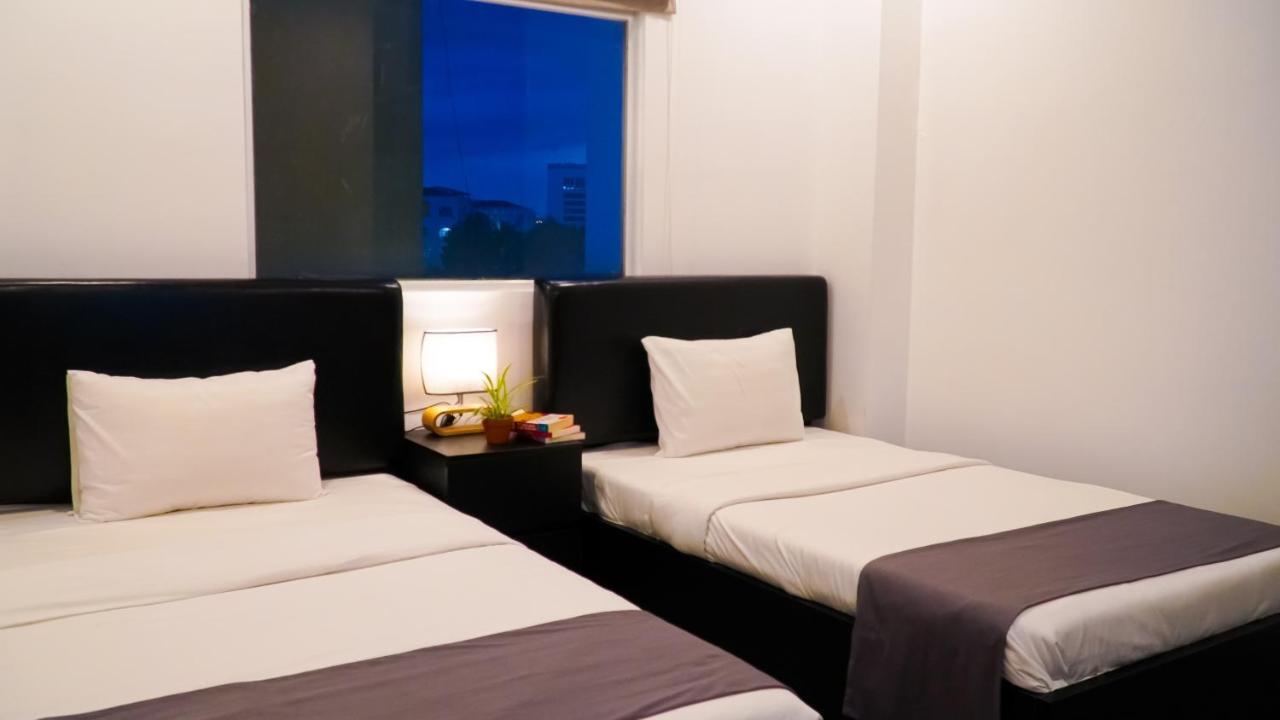 Bros Hotel โฮจิมินห์ซิตี้ ภายนอก รูปภาพ