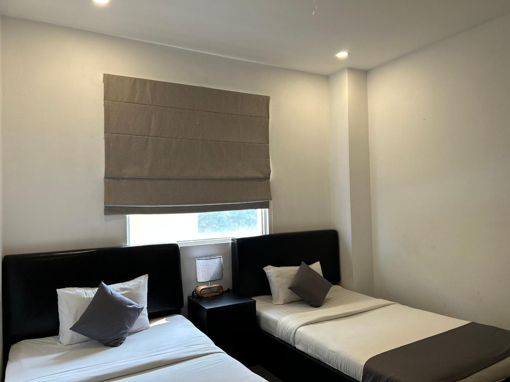 Bros Hotel โฮจิมินห์ซิตี้ ภายนอก รูปภาพ