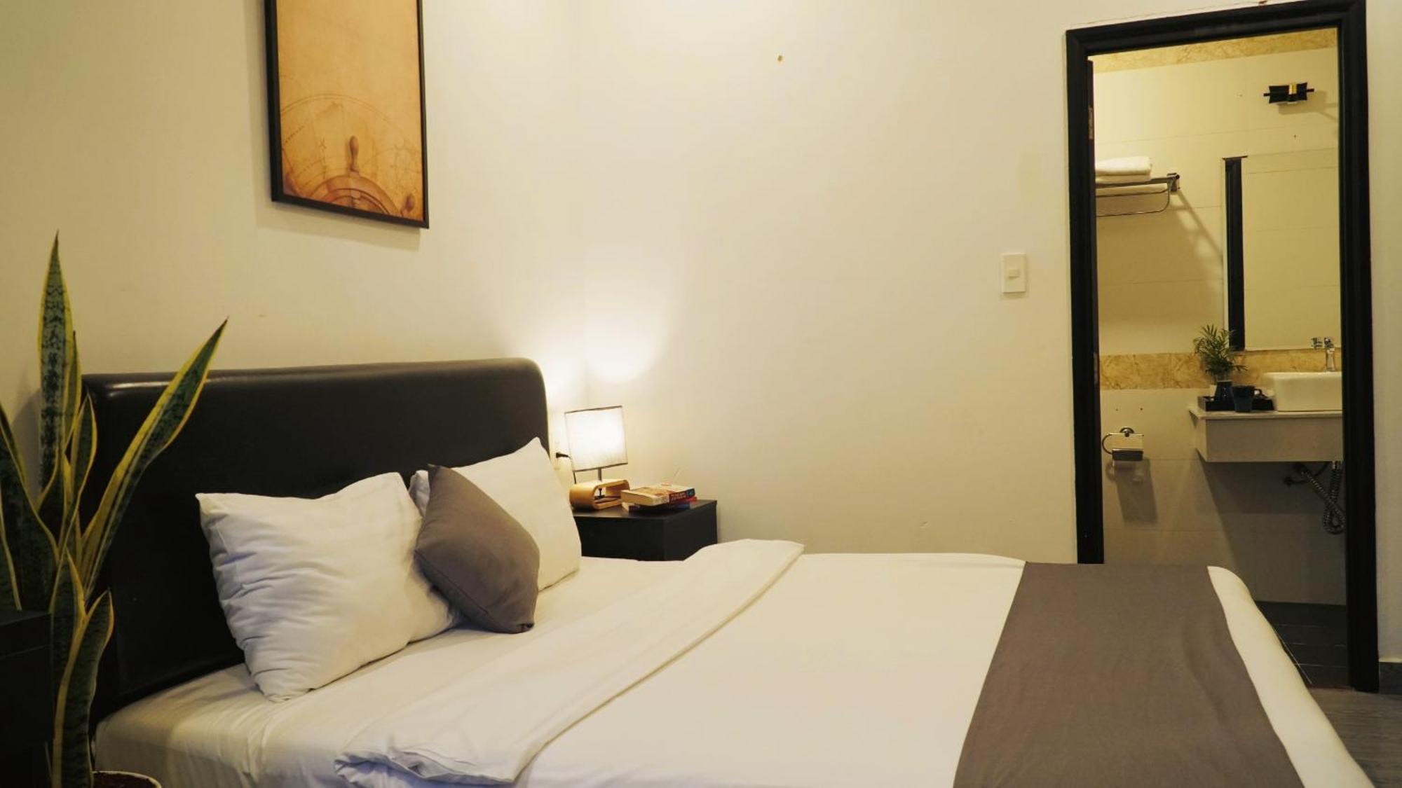 Bros Hotel โฮจิมินห์ซิตี้ ภายนอก รูปภาพ